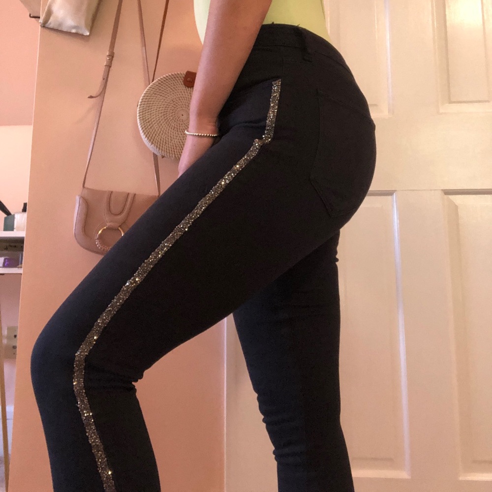 Zara Mid-Rise Black Skinny Jeans with Leg Detail